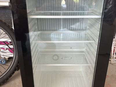 Mini fridge
