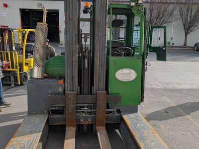 CombiLift Forklift