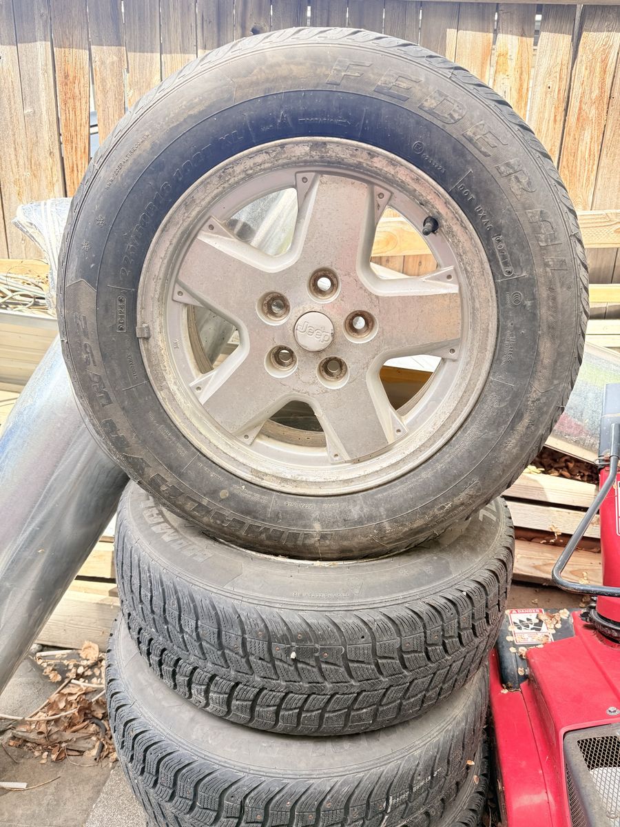 Snow tires