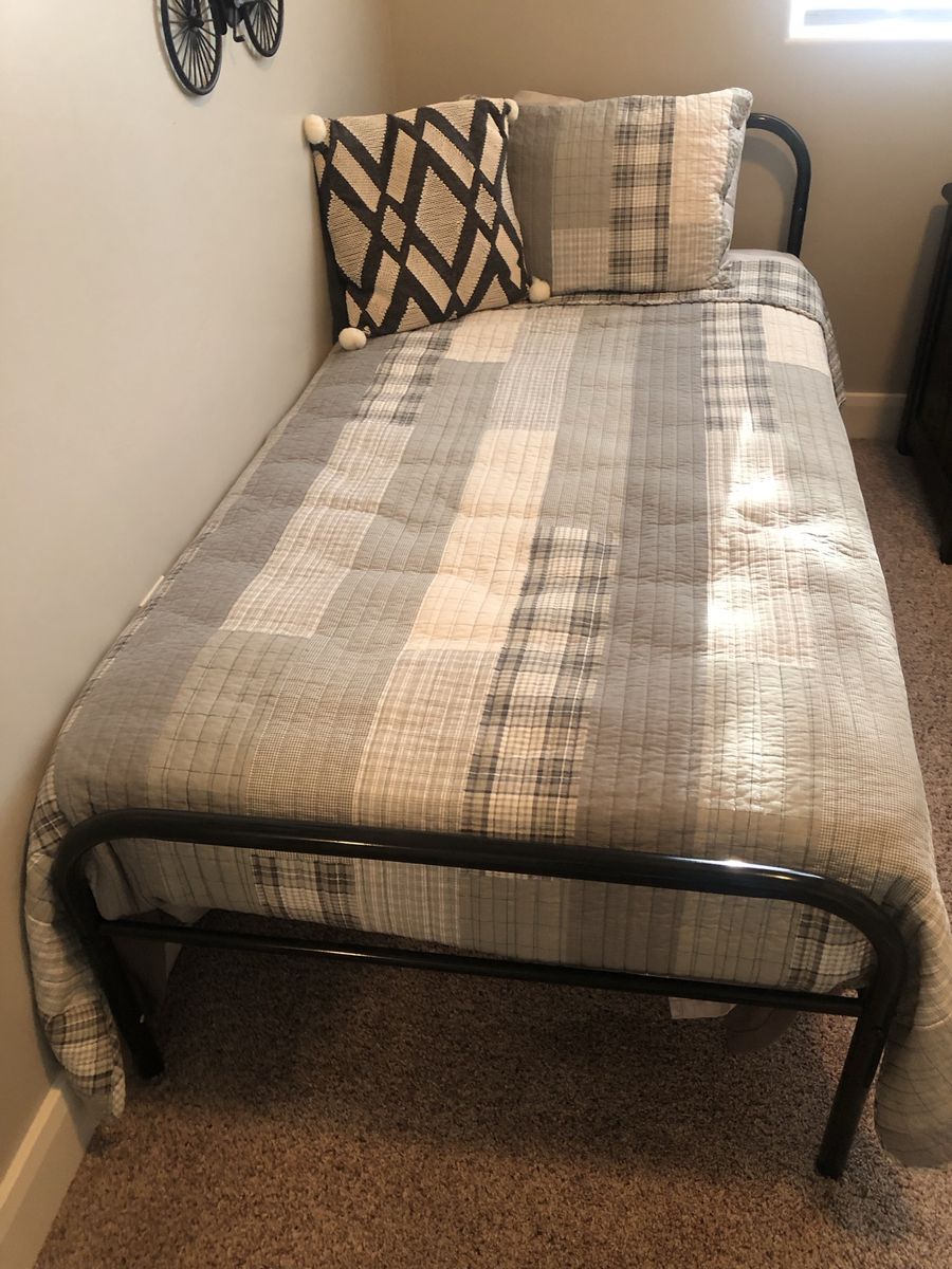 Black Metal Twin Bed Frame