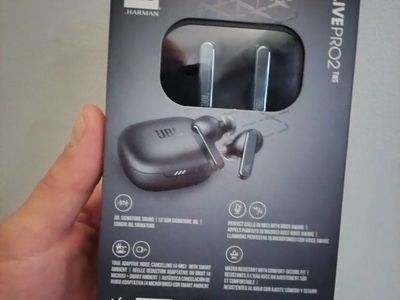 Brand new JBL earbuds