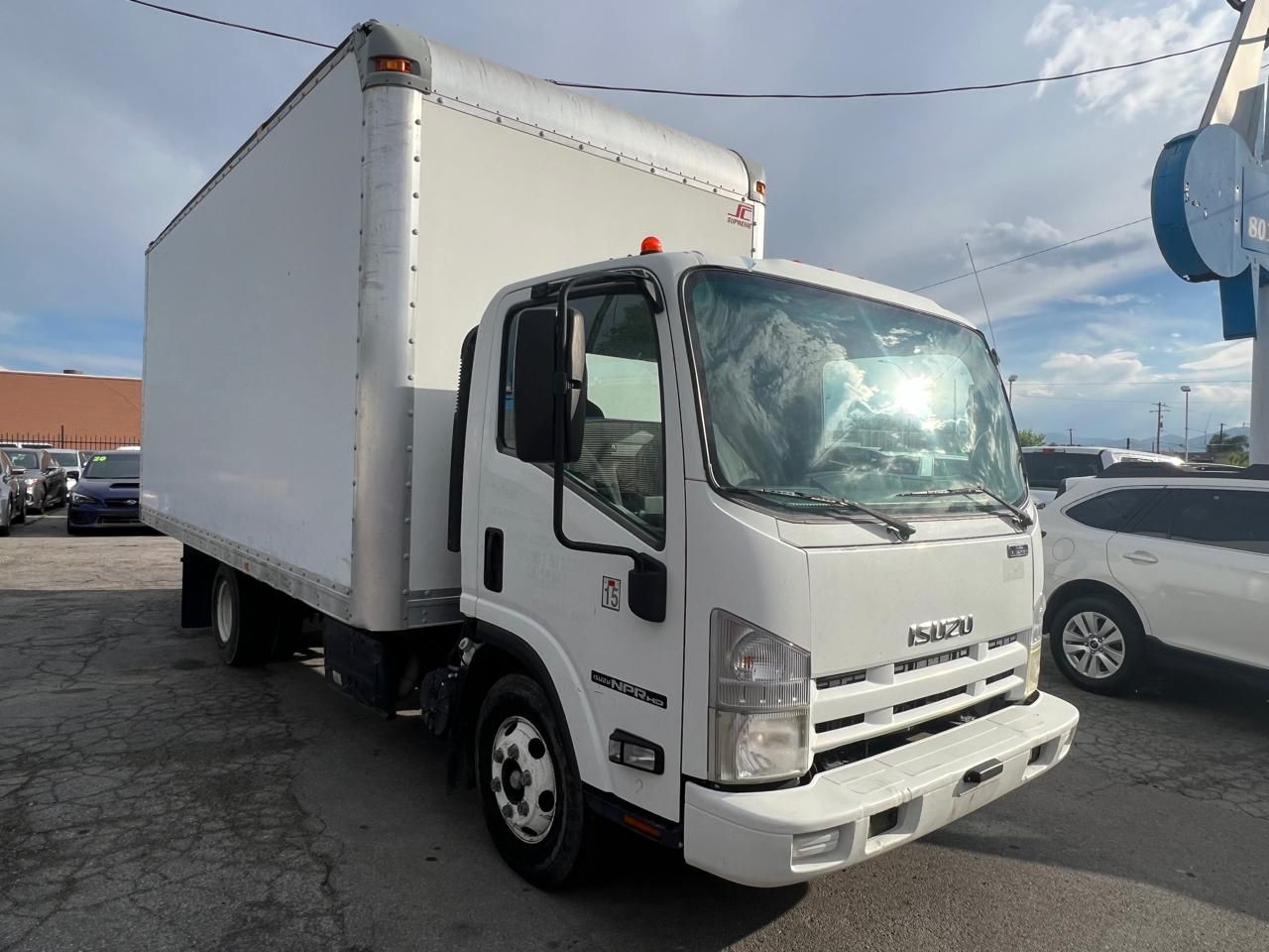 2013 Isuzu NPR 