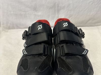 Peloton Eu 40 Or USW 8 Black Delta Cycling Shoes