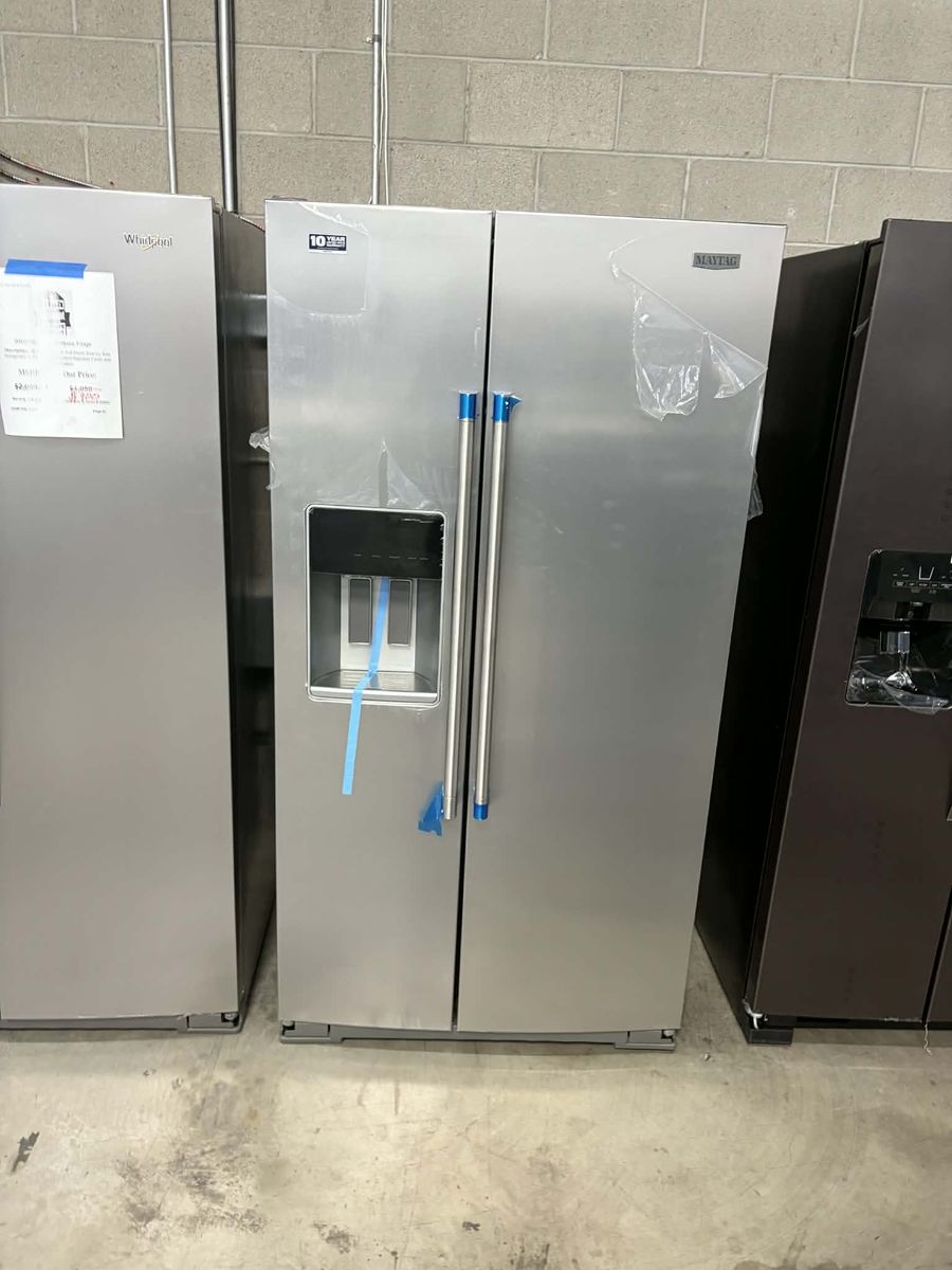 NEW MAYTAG 28.7 C FT STAINLESS SIDE BY SIDE