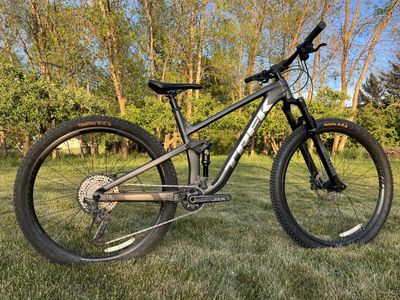 Trek Top Fuel 7 Gen 3 - Full Suspension Mountain Bike - Size Large