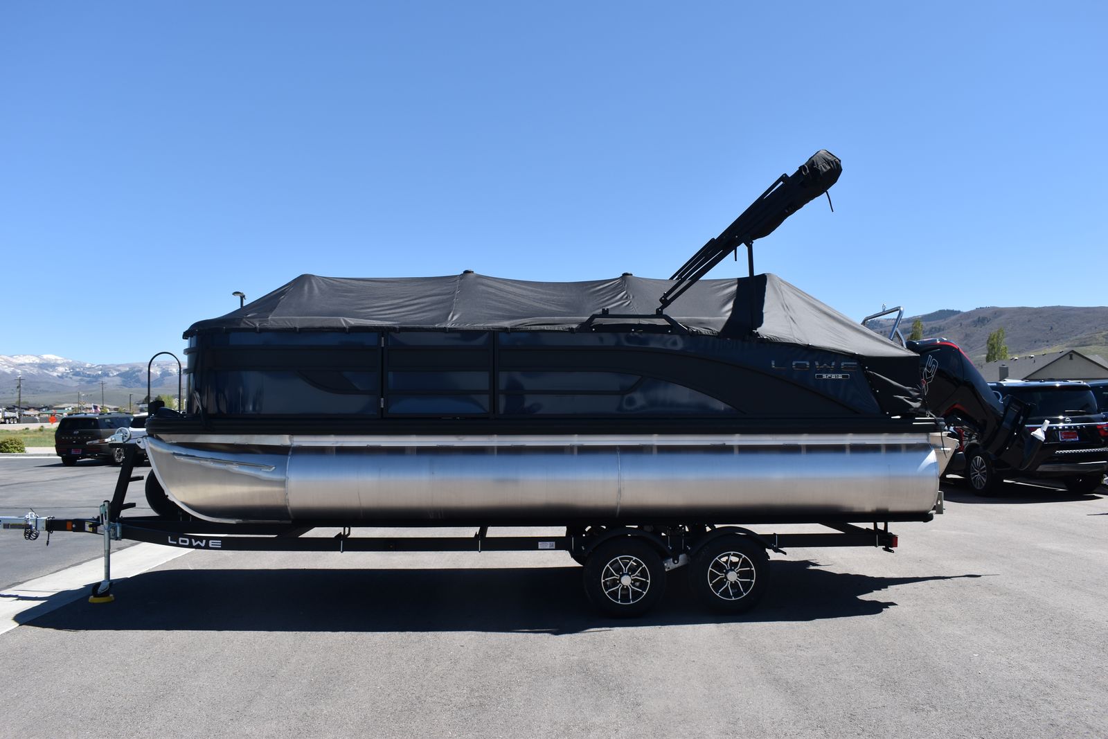 2026 Lowe SF212 Pontoon Boat Fishing Boat With 115HP PRO XS Mercury Engine and Trailer
