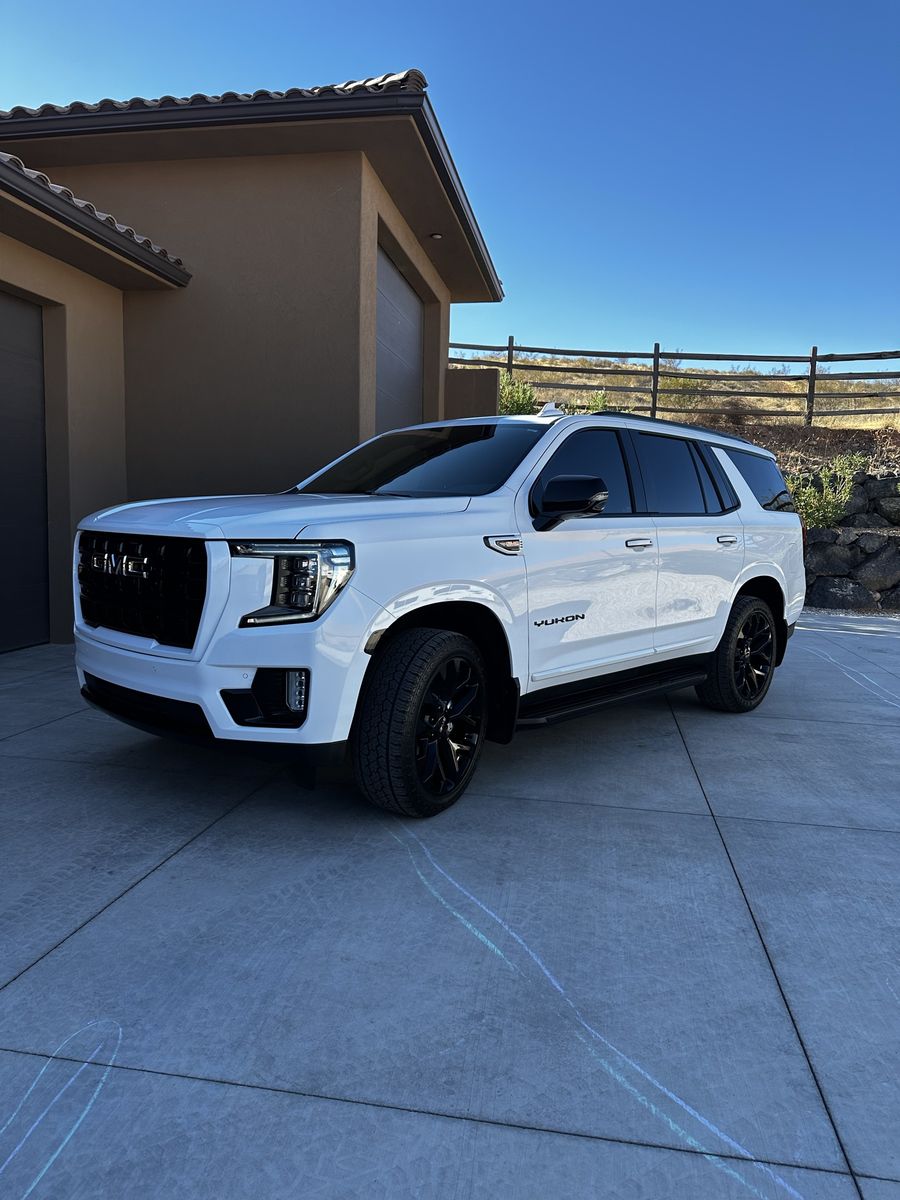 2022 GMC Yukon SLT