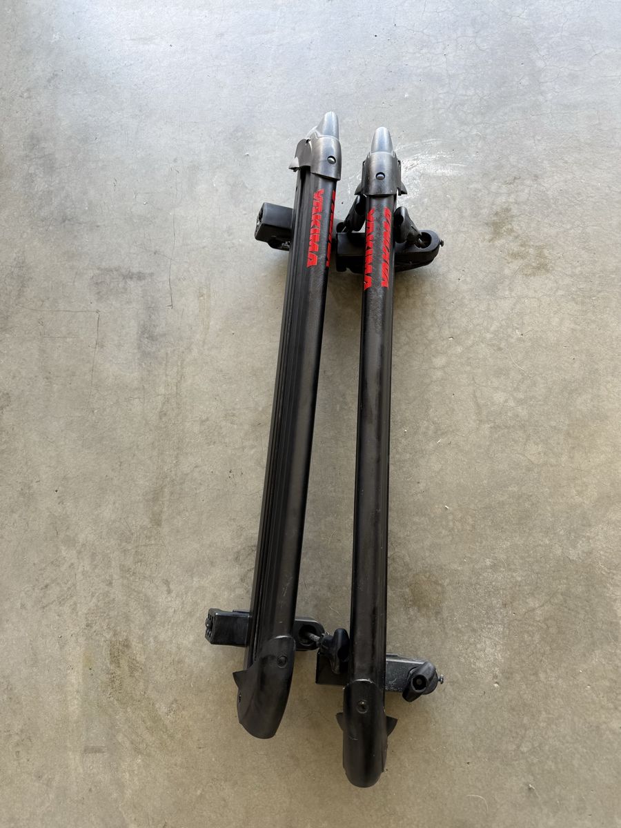Used yakima ski racks