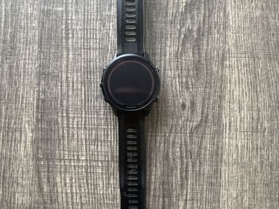 Garmin Forerunner 955 Solar GPS Smartwatch – Like New – Excellent Condition