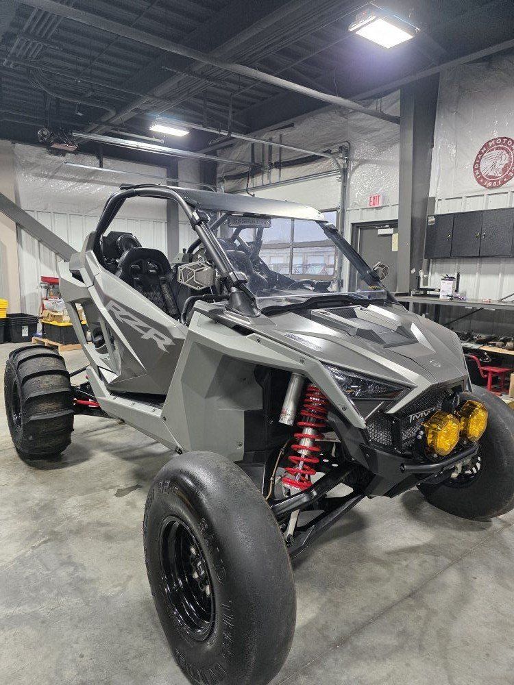 2022 Turbo R 1800 miles