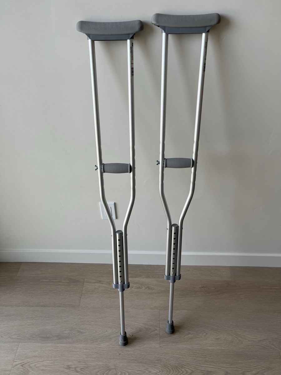 Medline Aluminum Adult Crutches MDSV80535 Adjustable Height