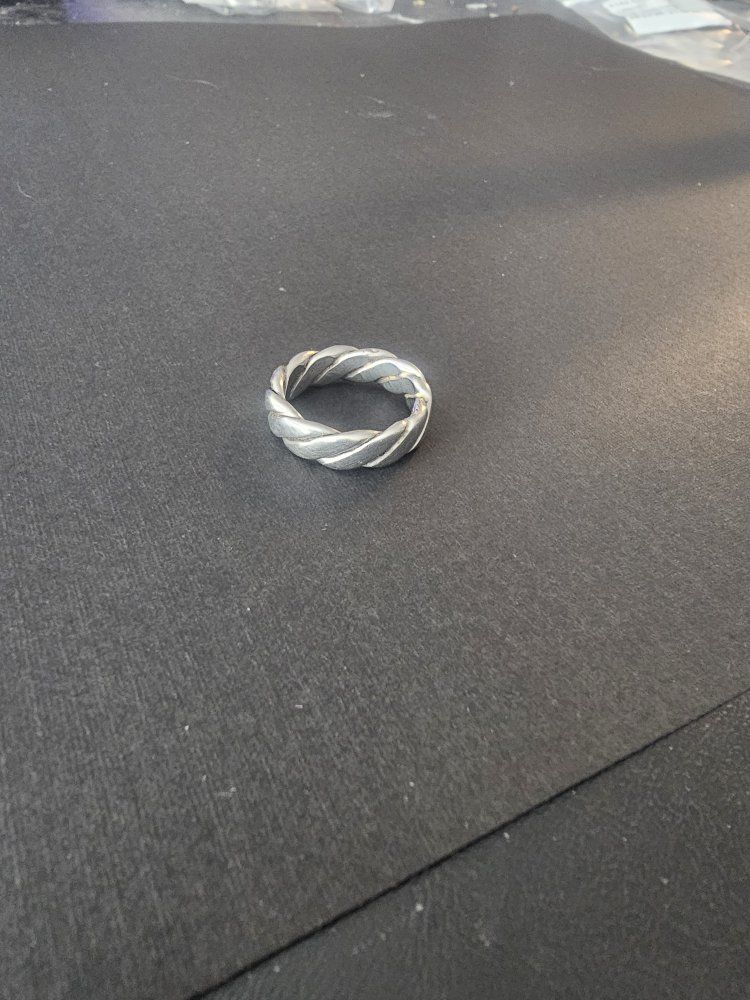 Sterling Silver Twisted Rope Design Band Ring