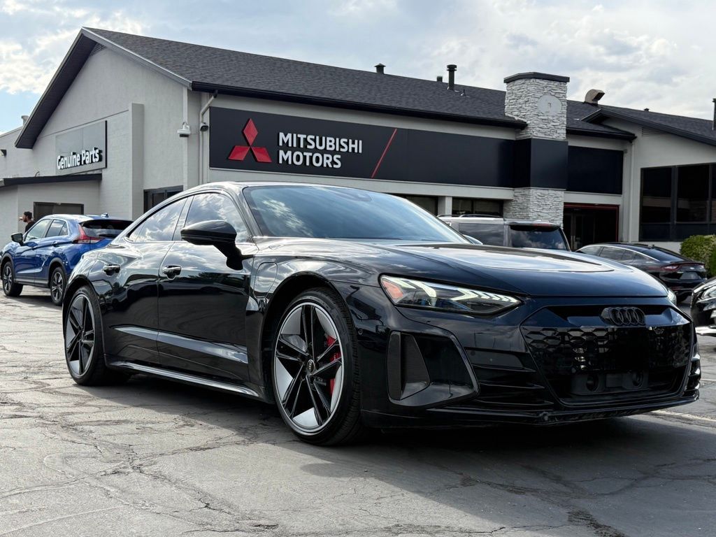 2022 Audi RS e-tron GT quattro