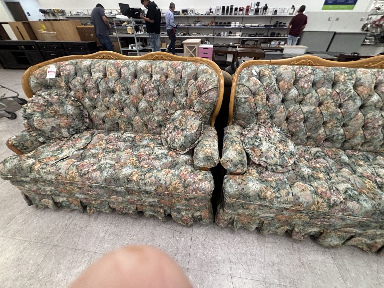 Vintage victorian Diamond studded  couch and loveseat floral pattern 
