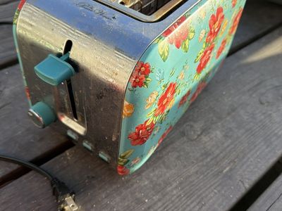 Toaster for sale