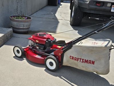 Craftsman self propelled 6.75 HP Gas mower