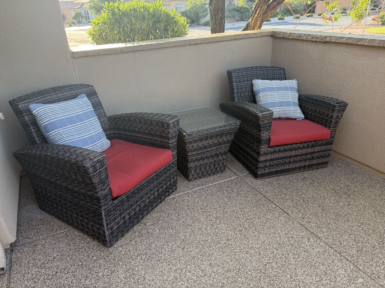 Outdoor patio furniture
