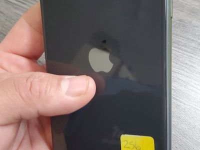 iPhone 11 128GB Unlocked