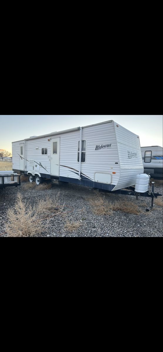 2007 Hide Out Camper