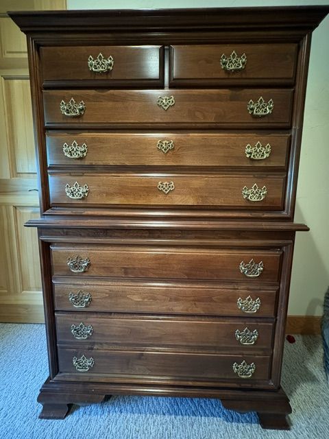 Traditional Cherry Wood Bedroom Set - Dresser, Mirror, Chest , Nightstand - Very good condition