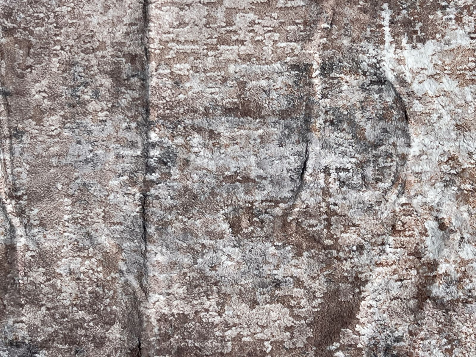 Main image 7