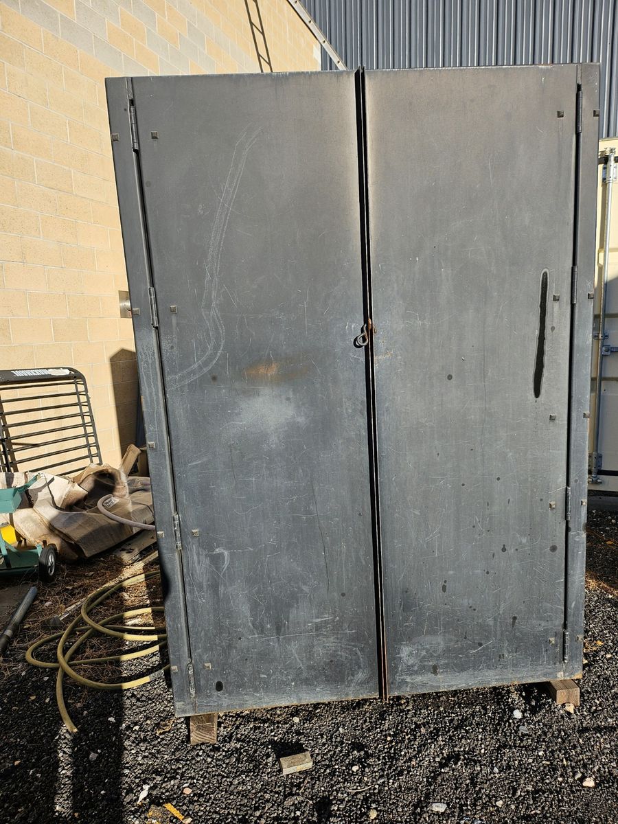 Heavy Duty Tool Storage Cabinet