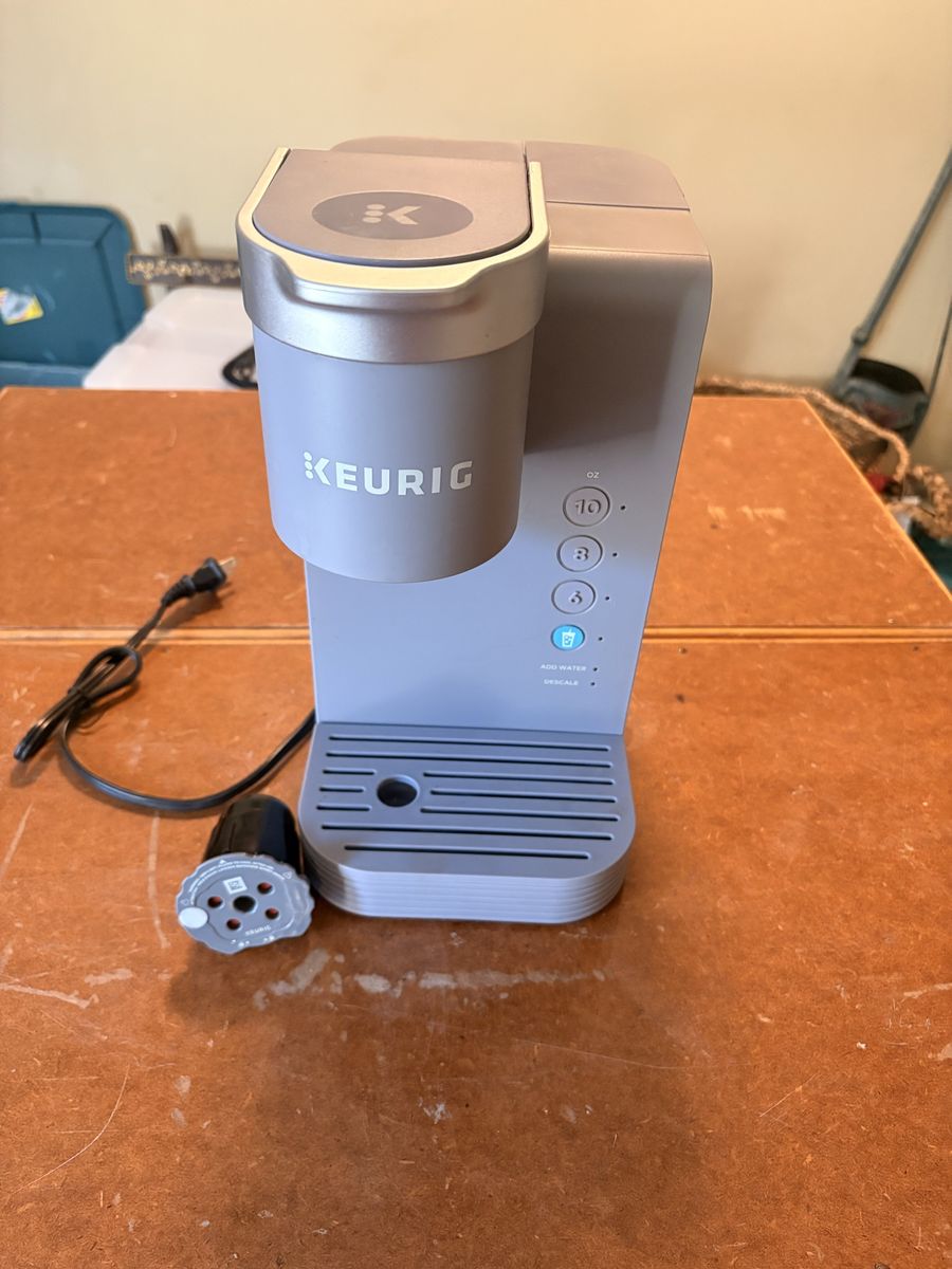 Keurig K-Mini Single Serve Coffee Maker in Gray with My K-Cup Universal Reusable Coffee Filter