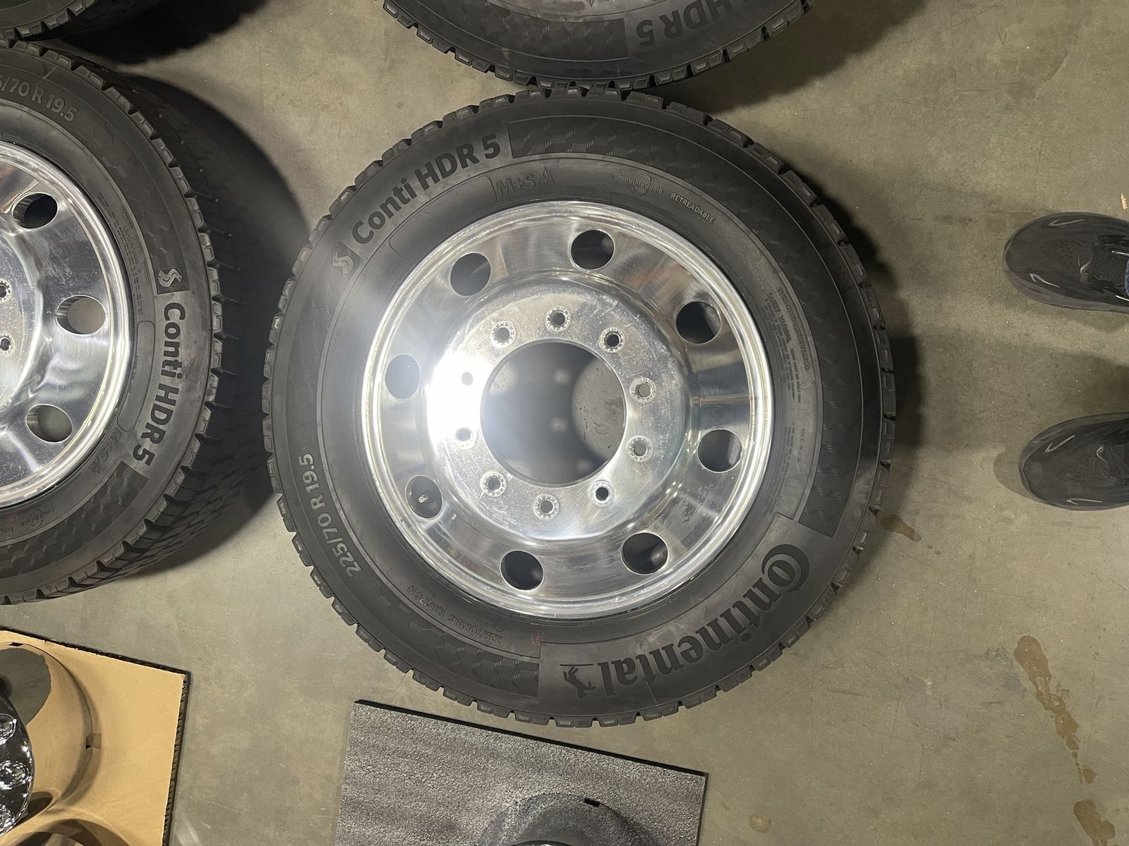 Ford F450 super duty wheels and tires 19.5