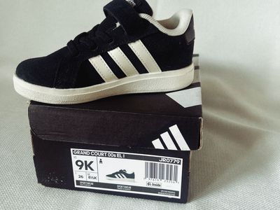 Adidas Toddler size 9k Black White Sneakers