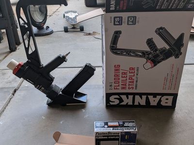 2-in-1 Flooring Nailer/Stapler + Staples