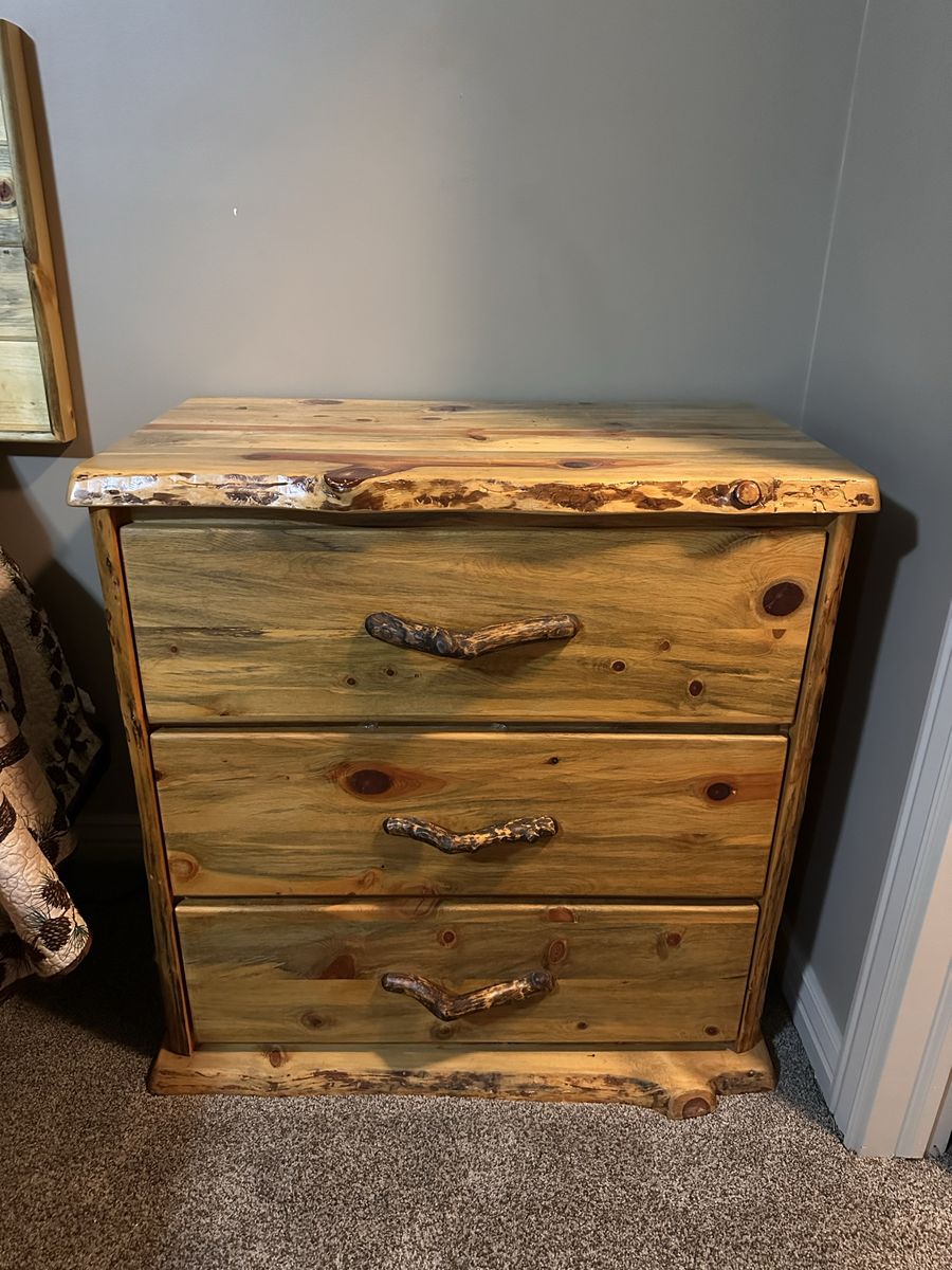 Handcrafted Rustic Aspen Log 3-Drawer Chest
