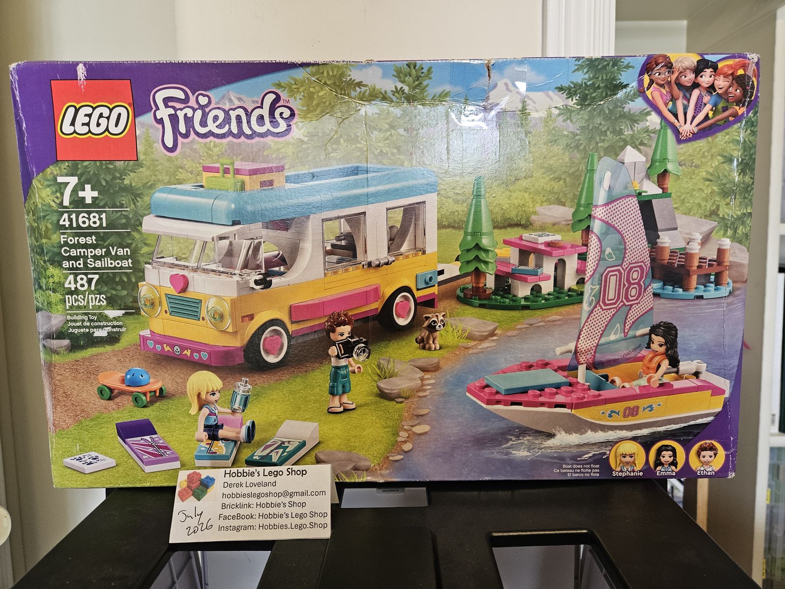 Lego Friends: Forest Camper Van and Sailboat (41681)
