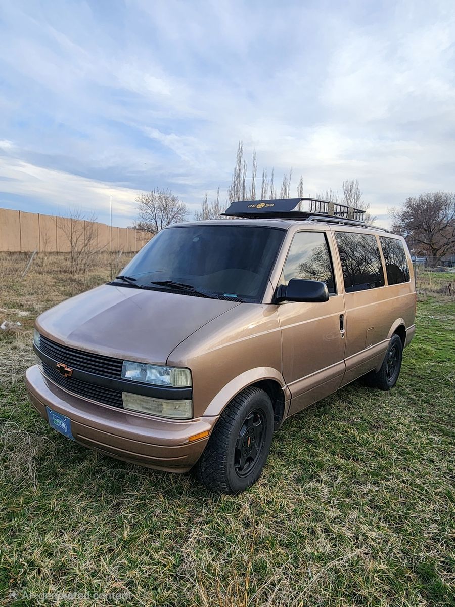 2004 Chevy / Chevrolet Astro Van / van AWD