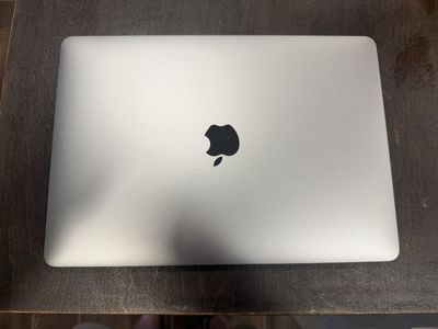 2020 13” M1 MacBook Pro with touchbar