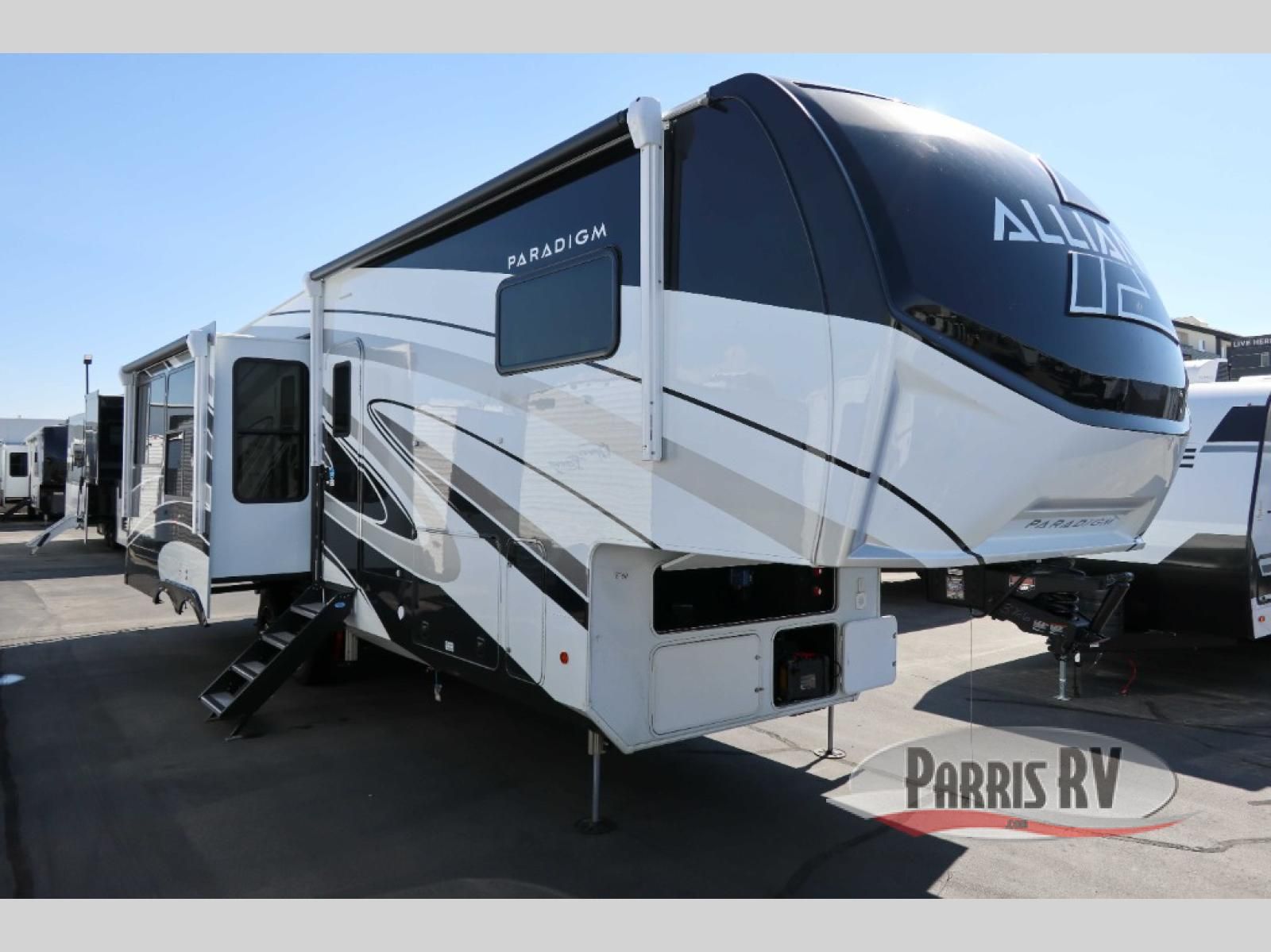 New 2027 Alliance RV Paradigm 310RL