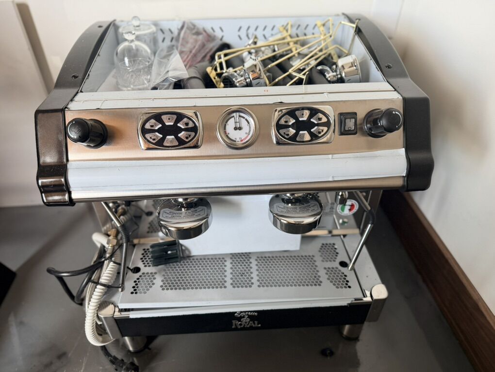 Brand new commerial Italian espresso Machine