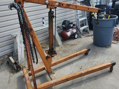 Heavy Duty Engine Hoist / Shop Crane - Orange, Used