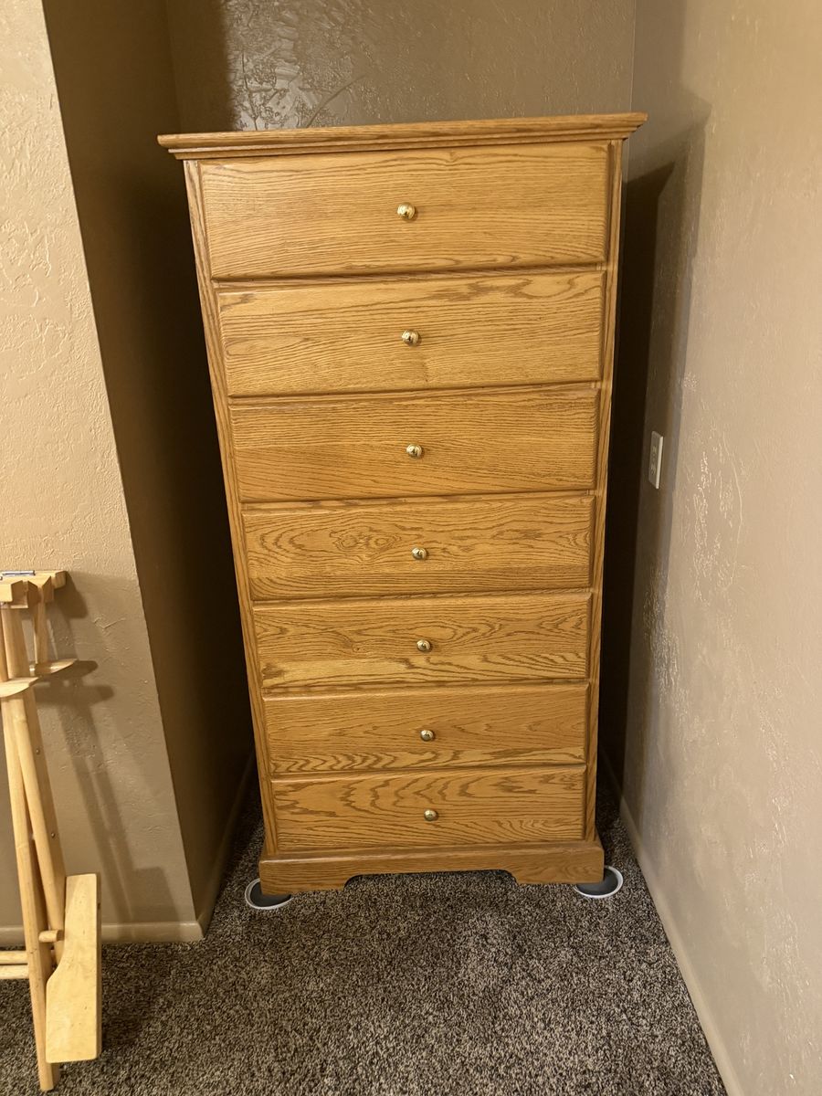 Wooden 7-Drawer Tall Dresser Chest Golden Knobs Light Oak Finish Bedroom Furniture