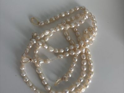 Unbranded Off-White Baroque Freshwater Pearl Necklace - Beaded, Strand Style