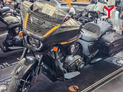 2026 Indian Motorcycle® Chieftain® PowerPlus Dark Horse® 112 w/PowerBand Black Crystal w/Black Meta