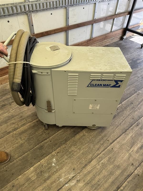 220V Industrial Vacuum/ Dust Collector Amano Clean Mac