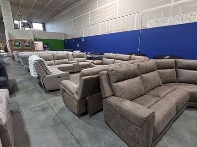 Reclining Sofa and Loveseat Sets & Reclining Sectionals
