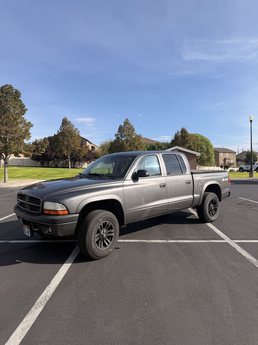 2003 Dodge Dakota Sport