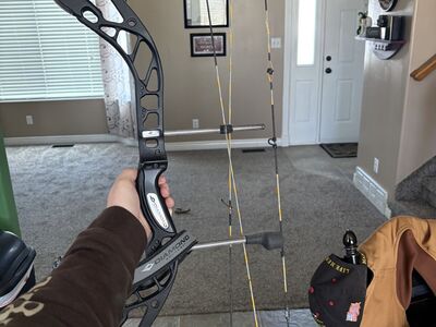 Diamond Archery Edge 320 Compound Bow