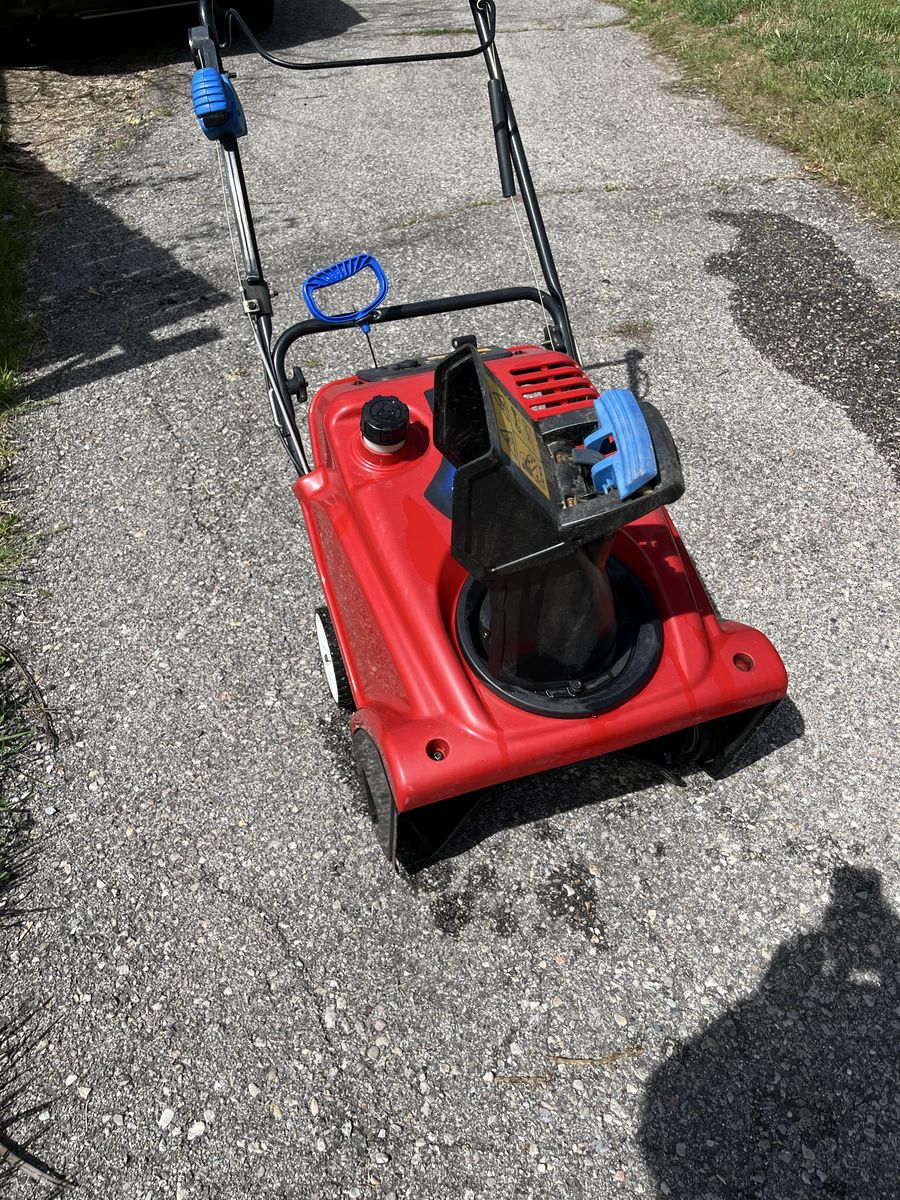 Toro 21" 4 Cycle Snowmobile