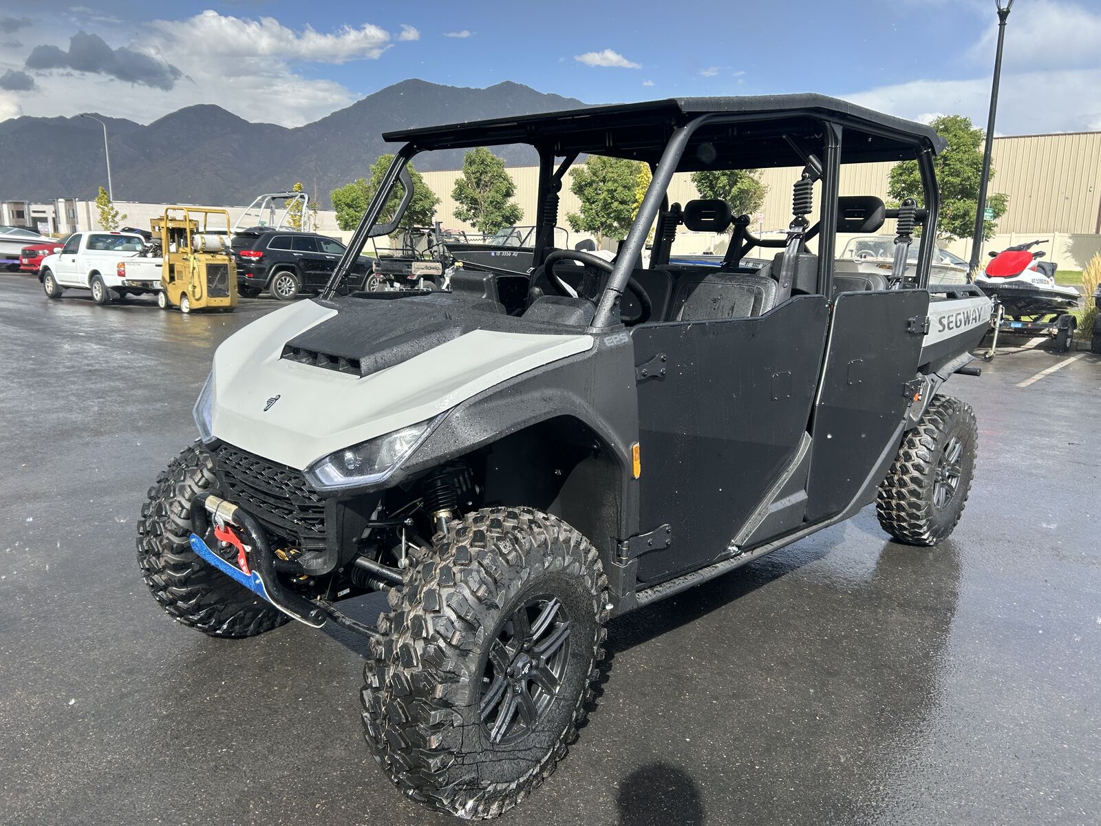 2025 Segway UT10 P Crew