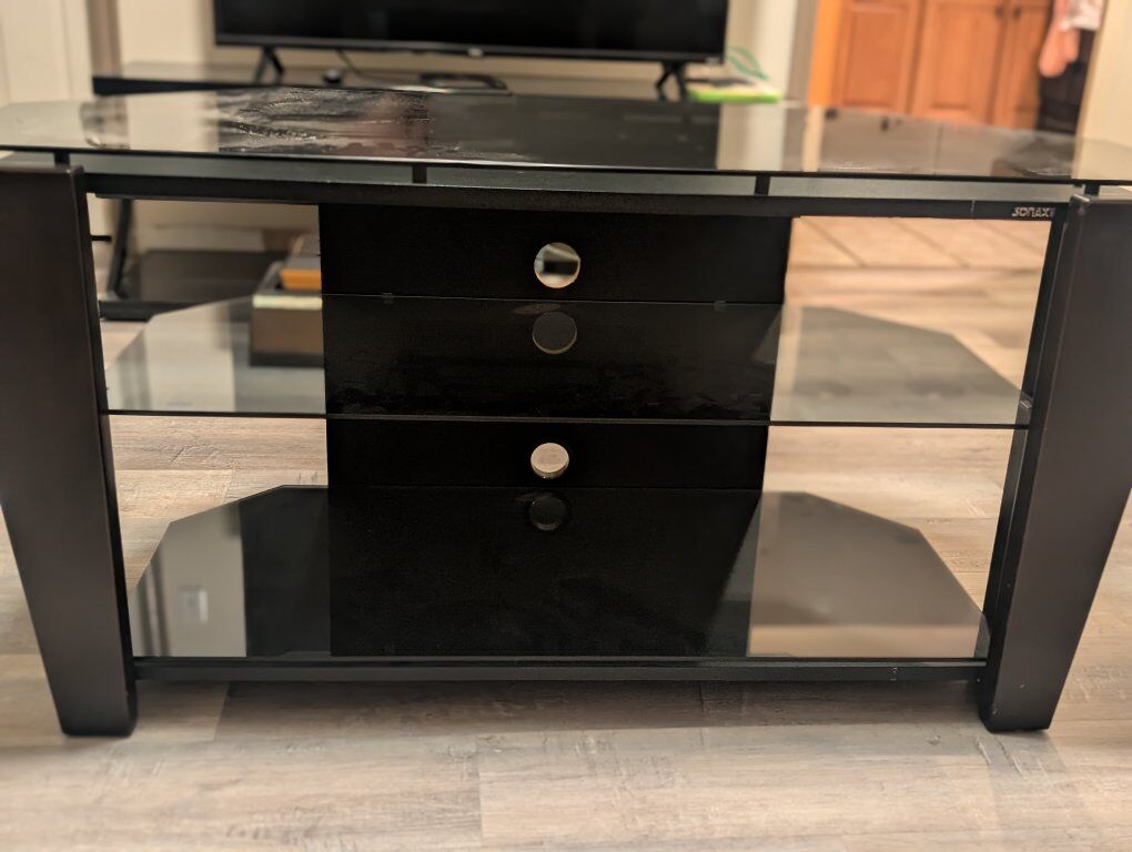 glass wood TV stand