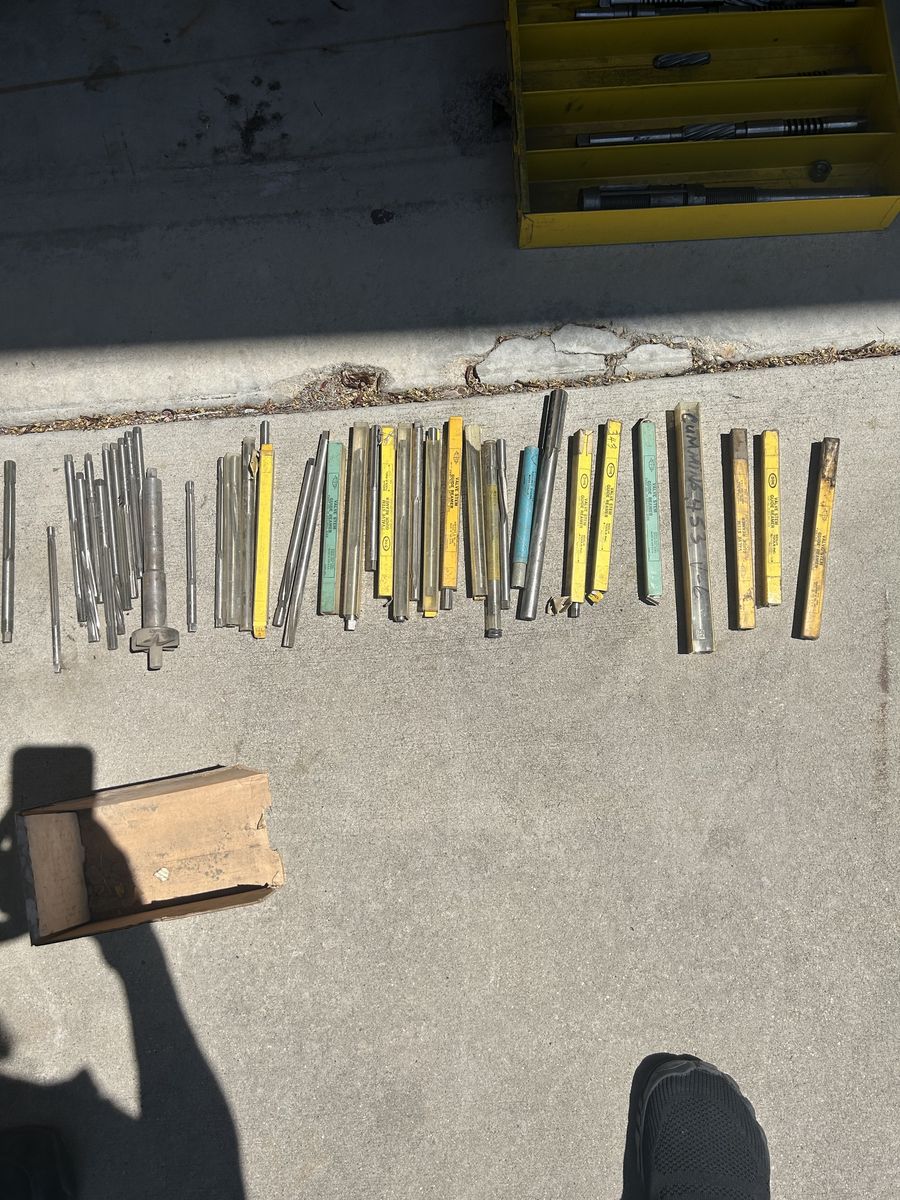 Large assortment of Valve steam reamers