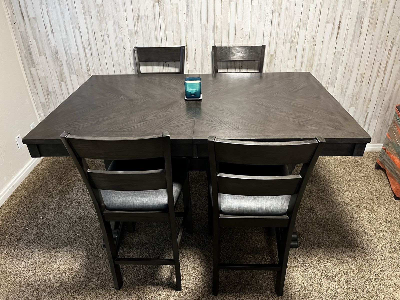 Dark Wood Dining Table & 6 Chairs - Extends to Seat More - Used & in Great Condition