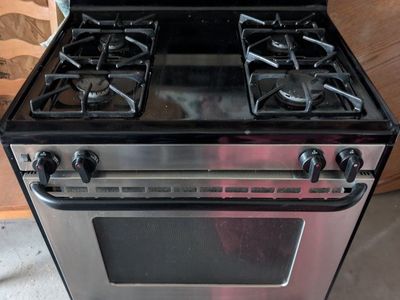 Frigidaire gas range